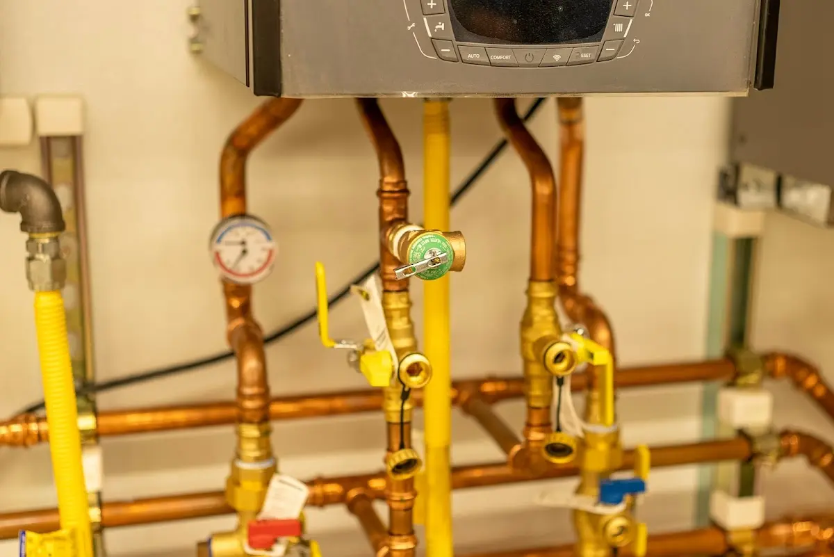 Licensed technician providing Pipe Repair for a homeowner in Turpin Hills